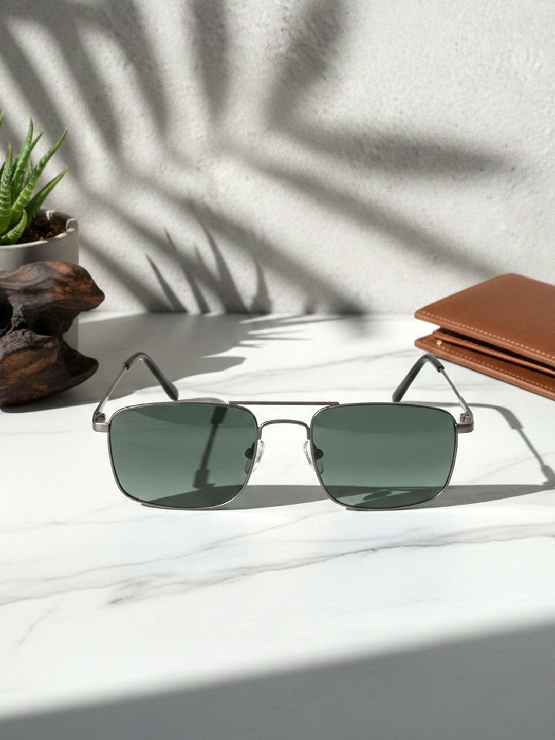 Elite Collection | Stylish Unisex Eyewear for Casual and Travel Wear EC331GR