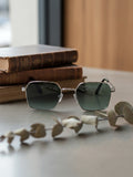 Elite Collection | Modern Unisex Sunglasses Designed for Everyday Lifestyle EC313GR