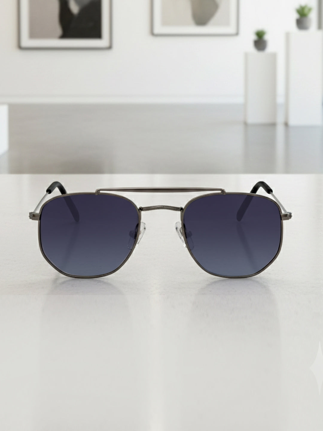 Elite Collection | Stylish Everyday Sunglasses for Men and Women EC318BL