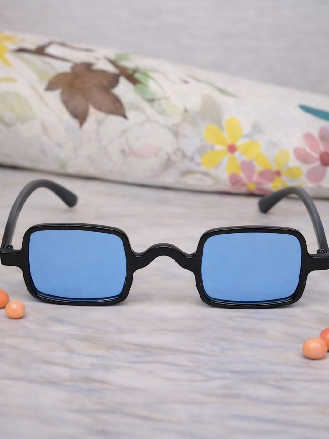 Fashion UV Protection Sunglasses for Boys and Girls for Everyday Wear KD222BL
