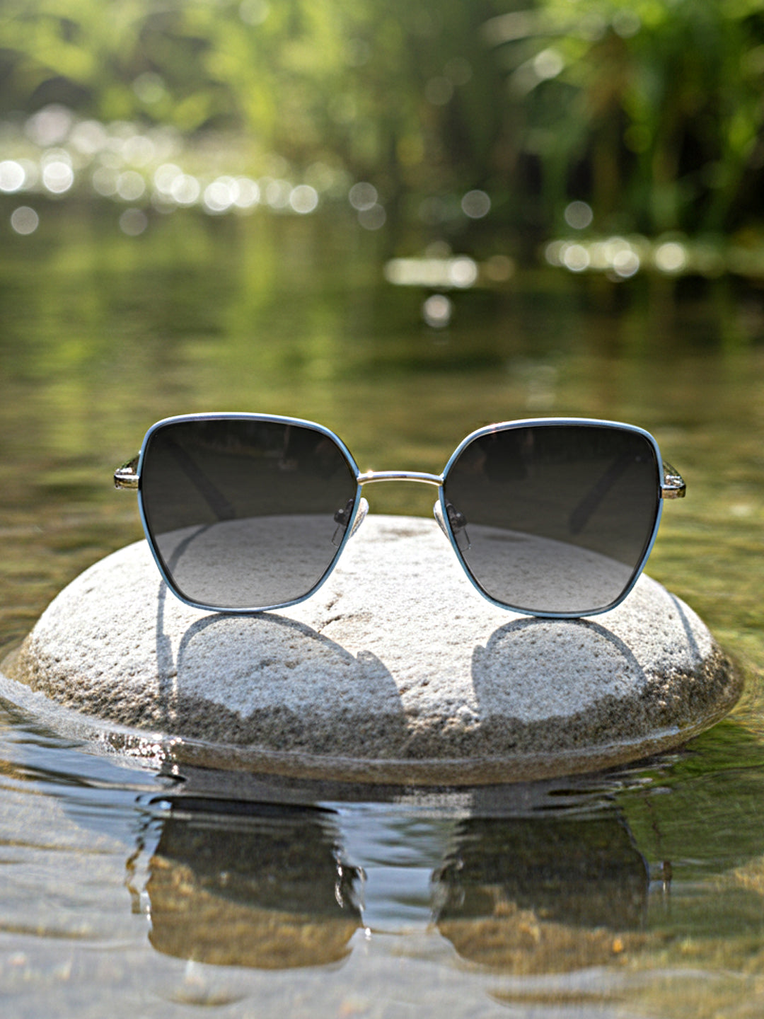 Elite Collection | Stylish Sunglasses for Everyday Adventures EC369BK