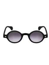 Celebrity Black Oval Plastic Sunglasses For Women CLSN25-534-01