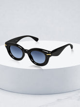 Celebrity Black Oval Plastic Sunglasses For Women CLSN25-87017-08