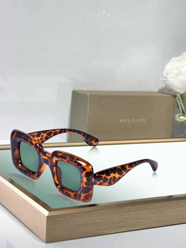 Celebrity Brown Retro-Square Plastic Sunglasses For Women CLSN25-86744-06