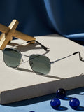 Elite Collection | Fashion Forward Unisex Sunglasses for Everyday Looks EC325GRY