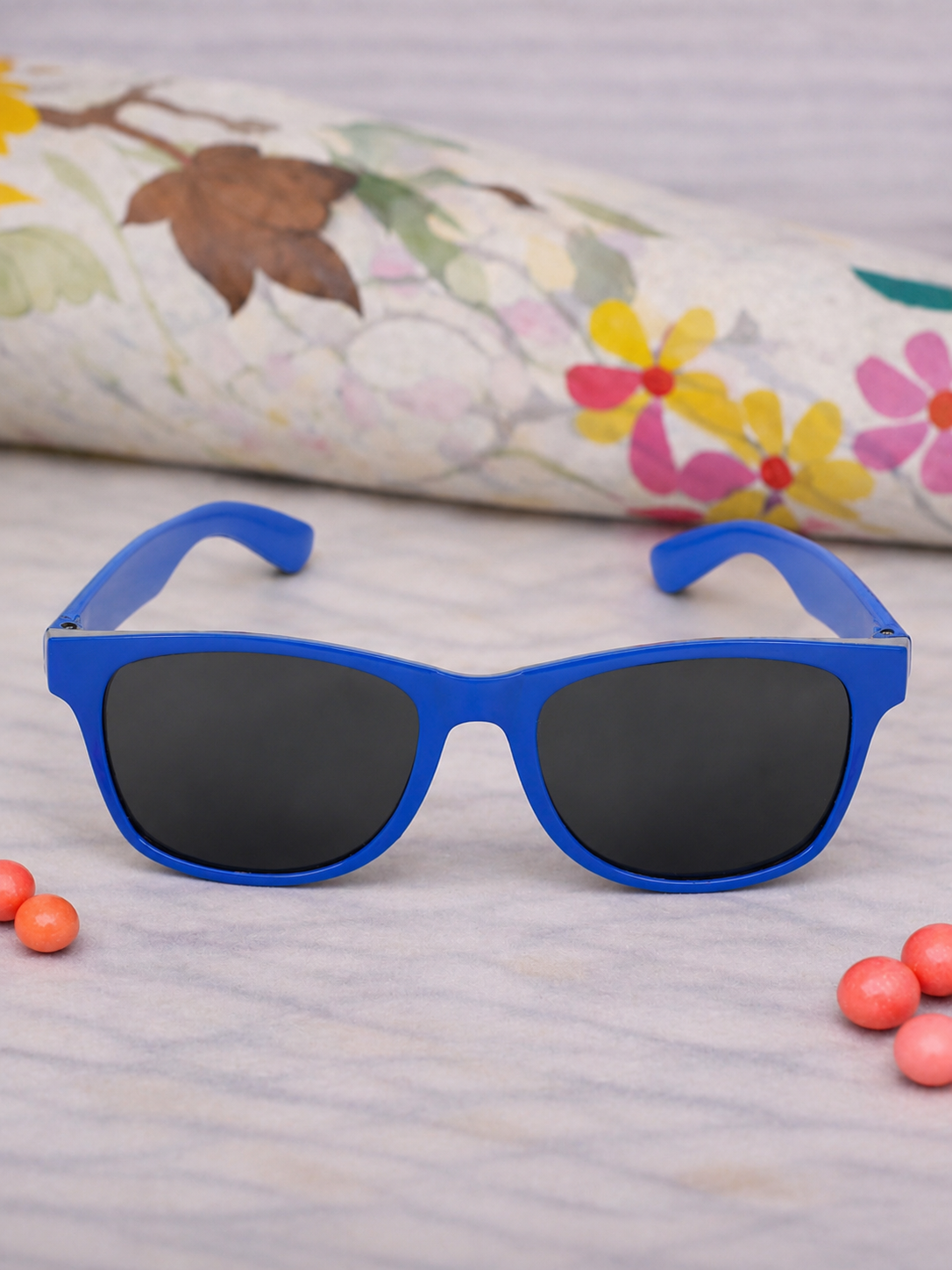 Lightweight Outdoor Sunglasses for Boys and Girls with Premium UV400 Lenses KD291BL