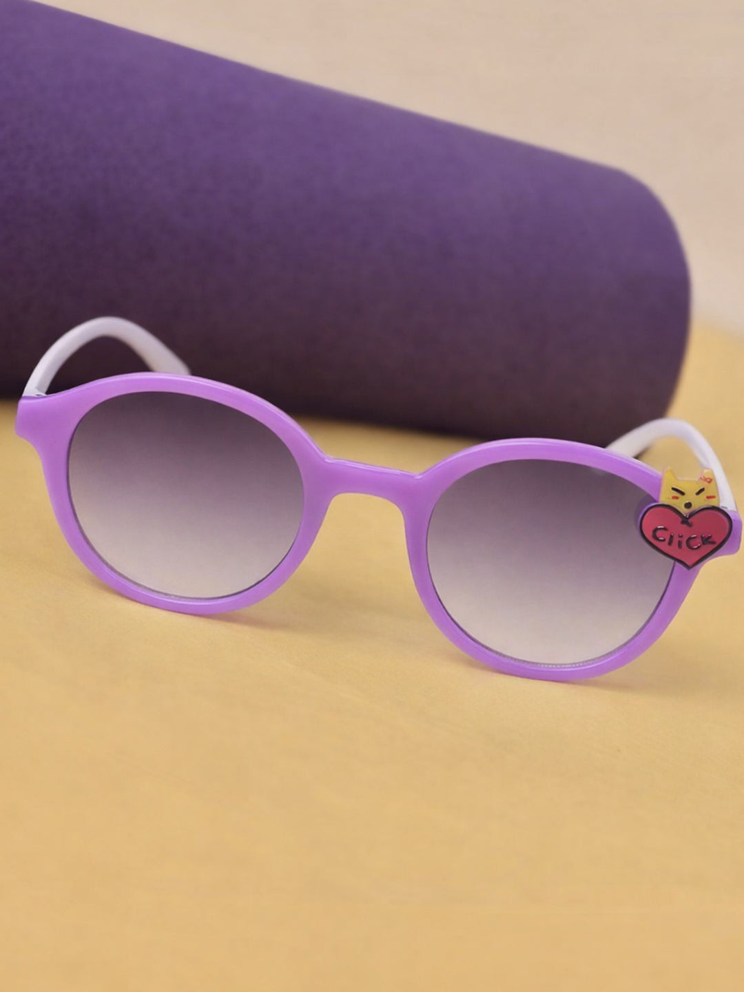 Lightweight Fashion Sunglasses for Boys and Girls for Everyday Outdoor Wear KD270PR