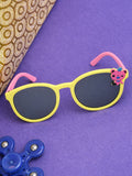 Fashion Sunglasses for Kids with Lightweight Build for Daily Outdoor Activities KD267YL